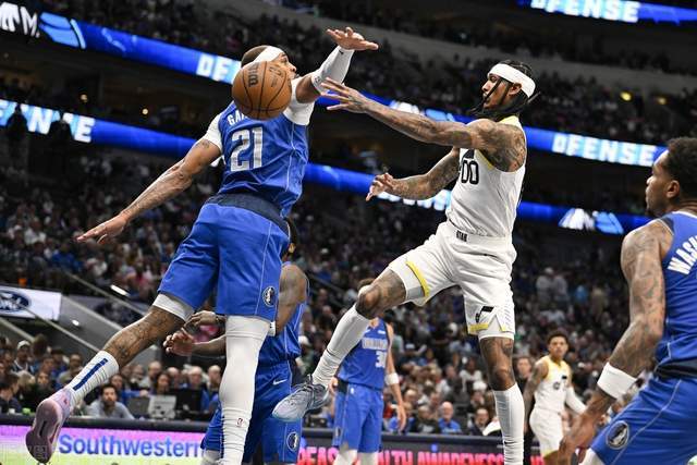 哈利伯顿35分迪文空砍35分 步行者胜尼克斯1-2