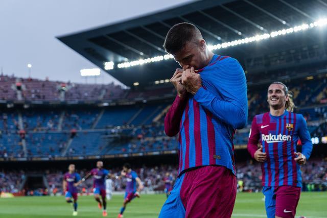 英超-萨拉赫梅开二度 利物浦3-2胜8分领跑